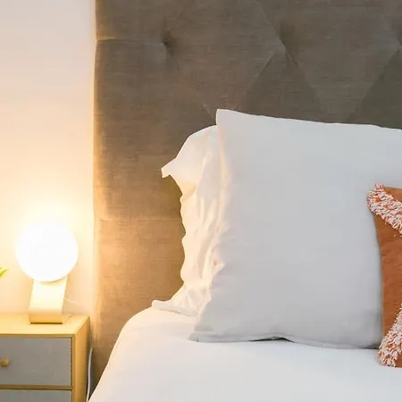 Apartment Brand New Alfama River View Lisbon