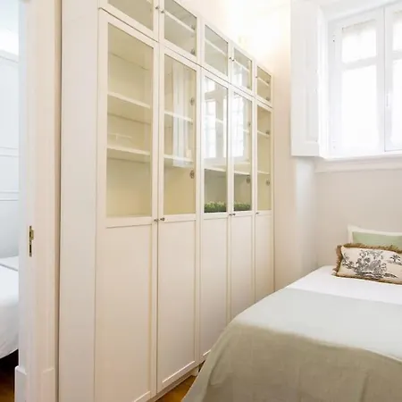 Apartment Brand New Alfama River View Lisbon